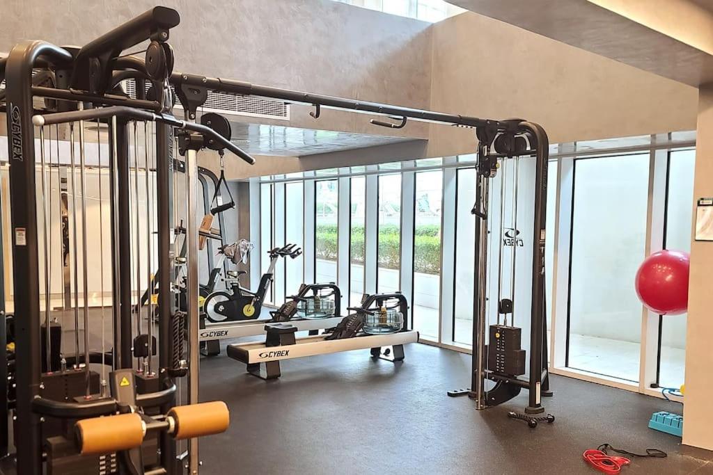 Luxury Apartment In Yas Island Abu Dhabi Exterior photo