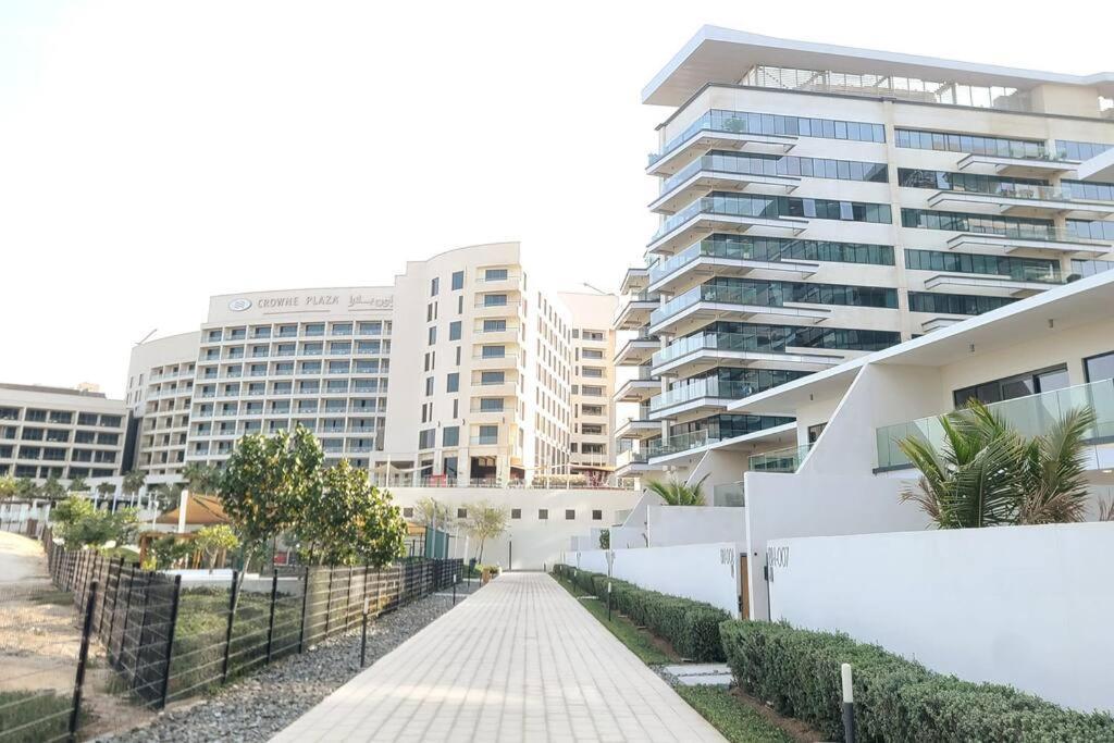 Luxury Apartment In Yas Island Abu Dhabi Exterior photo