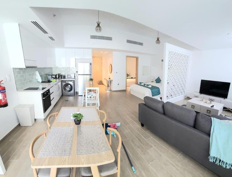 Luxury Apartment In Yas Island Abu Dhabi Exterior photo